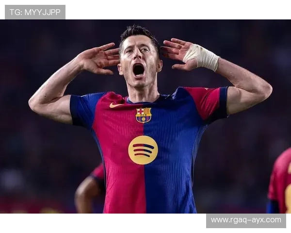 莱万被曝接触迈阿密国际 转会传闻升温