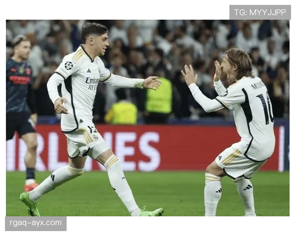 巴尔韦德转会曼城传闻再起，球队未来架构引热议