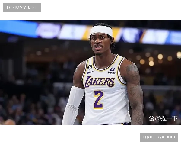 戴维斯助攻数稳步攀升，成湖人连胜关键推手