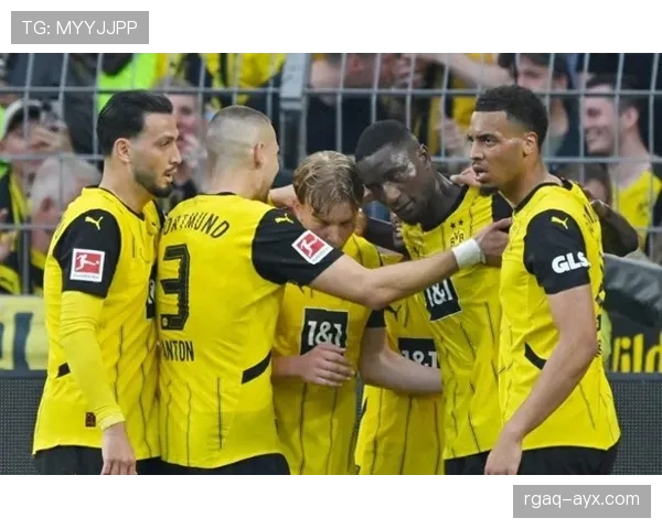 德甲转会窗口掀起阵容洗牌潮,新赛季格局或将重塑 德甲转会窗口掀起阵容洗牌潮,新赛季格局或将重塑