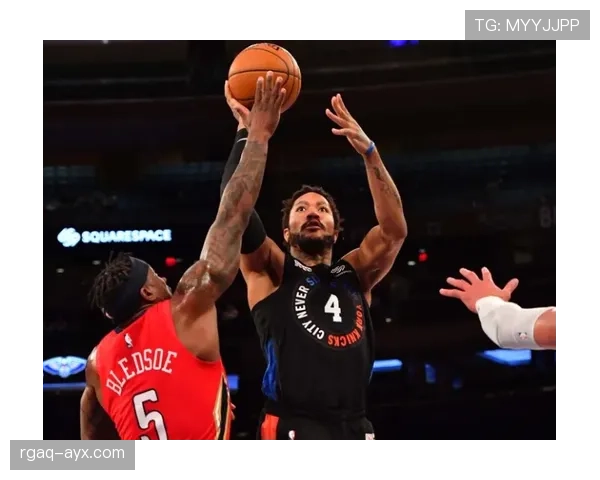 德里克·罗斯突破拉扯防线提速，助力球队关键时刻持续得分